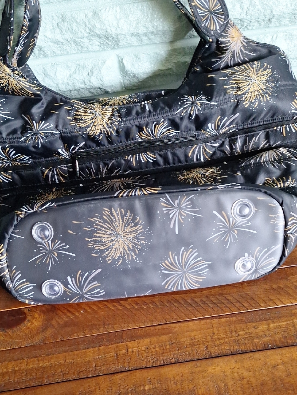 Lug Gondola Black And Gold Firework Tote Bag - Picture 4 of 8